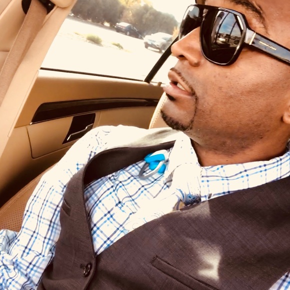 Meet your Posher, Brent - Picture 1 of 1